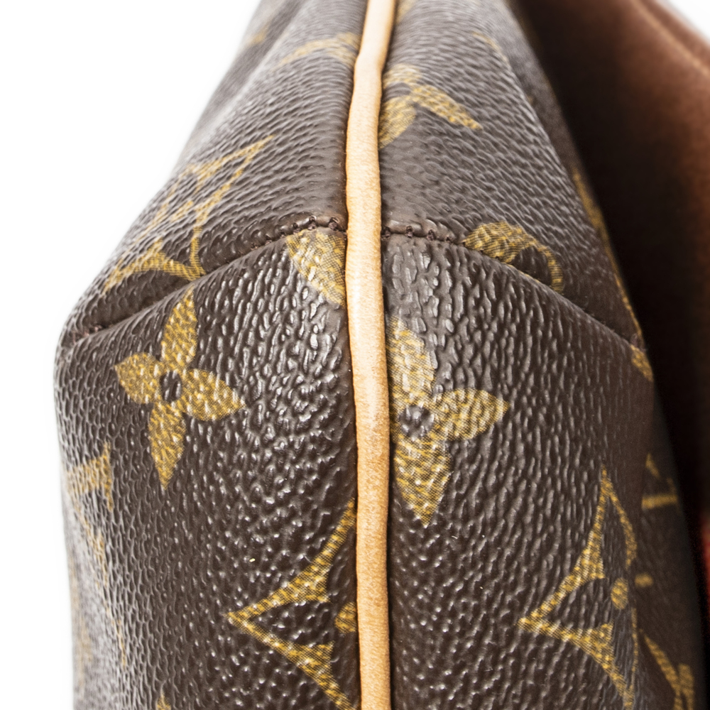 Louis Vuitton Musette Tango - Picture 7 of 10